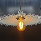 suspension in fluted Opaline