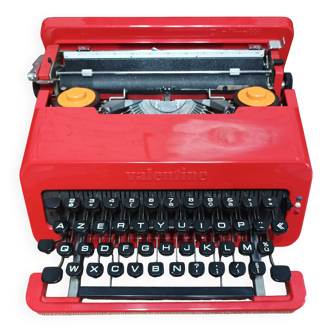 Machine à écrire Olivetti Valentine S