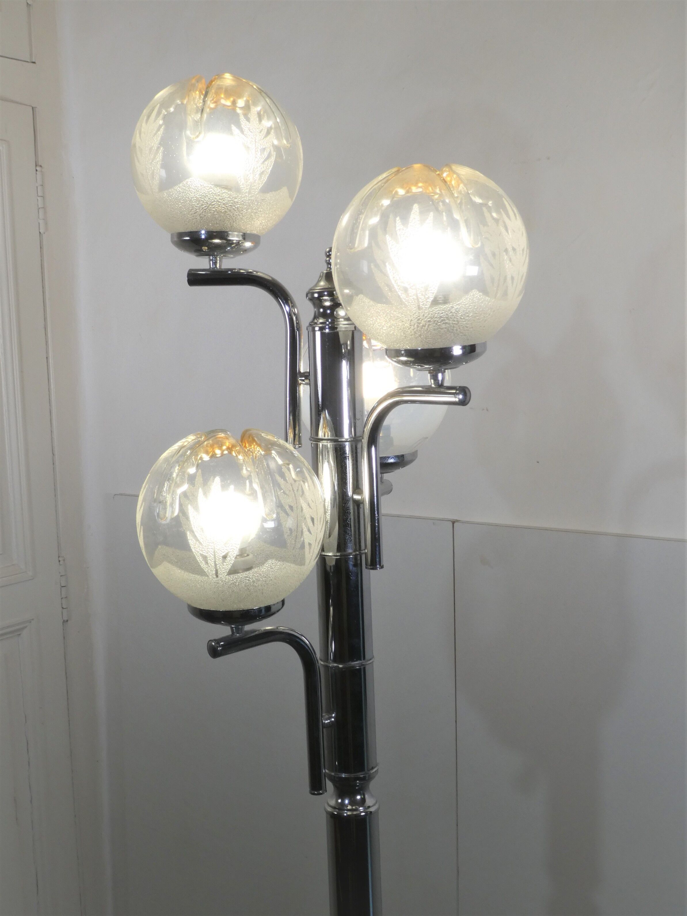 Italian design floor lamp