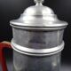 Ancienne cafetière en aluminium - anse rouge - vers 1930