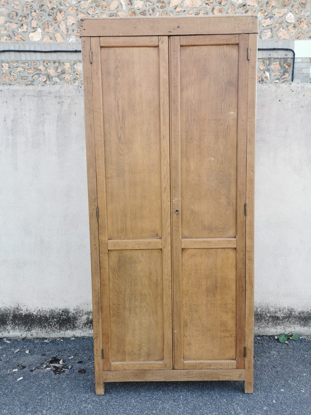 Parisian oak cabinet