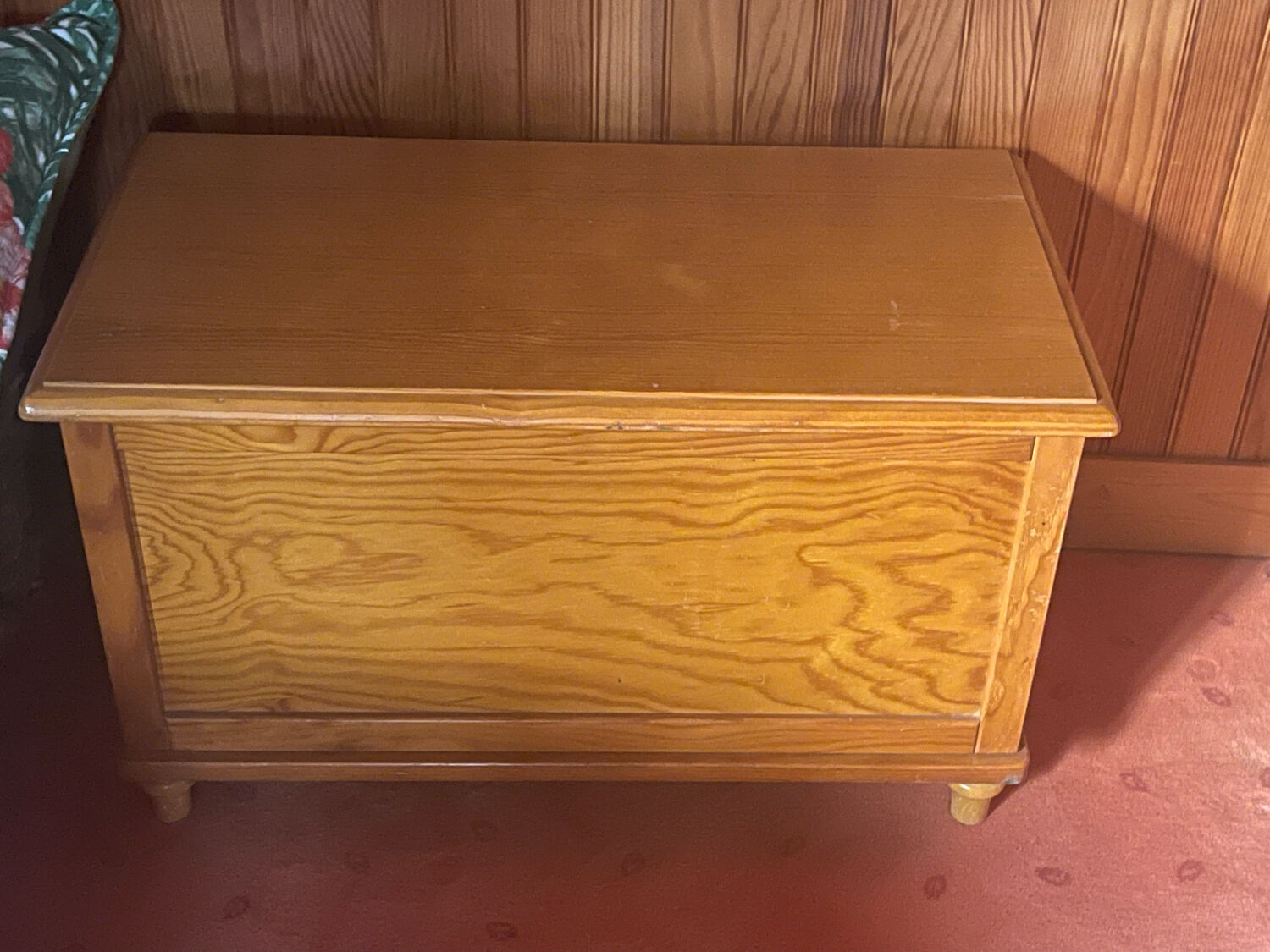 Aubert honey toy chest