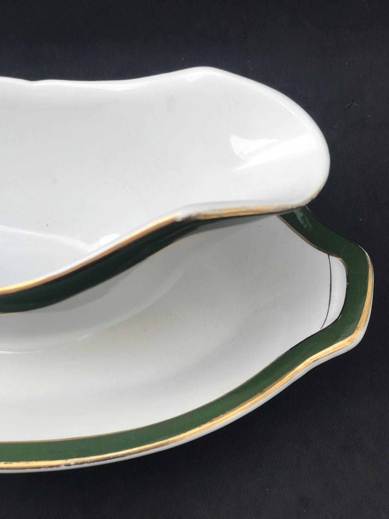 Saucière with antique attached underplate Villeroy and Boch Boch Mettlach XIX century