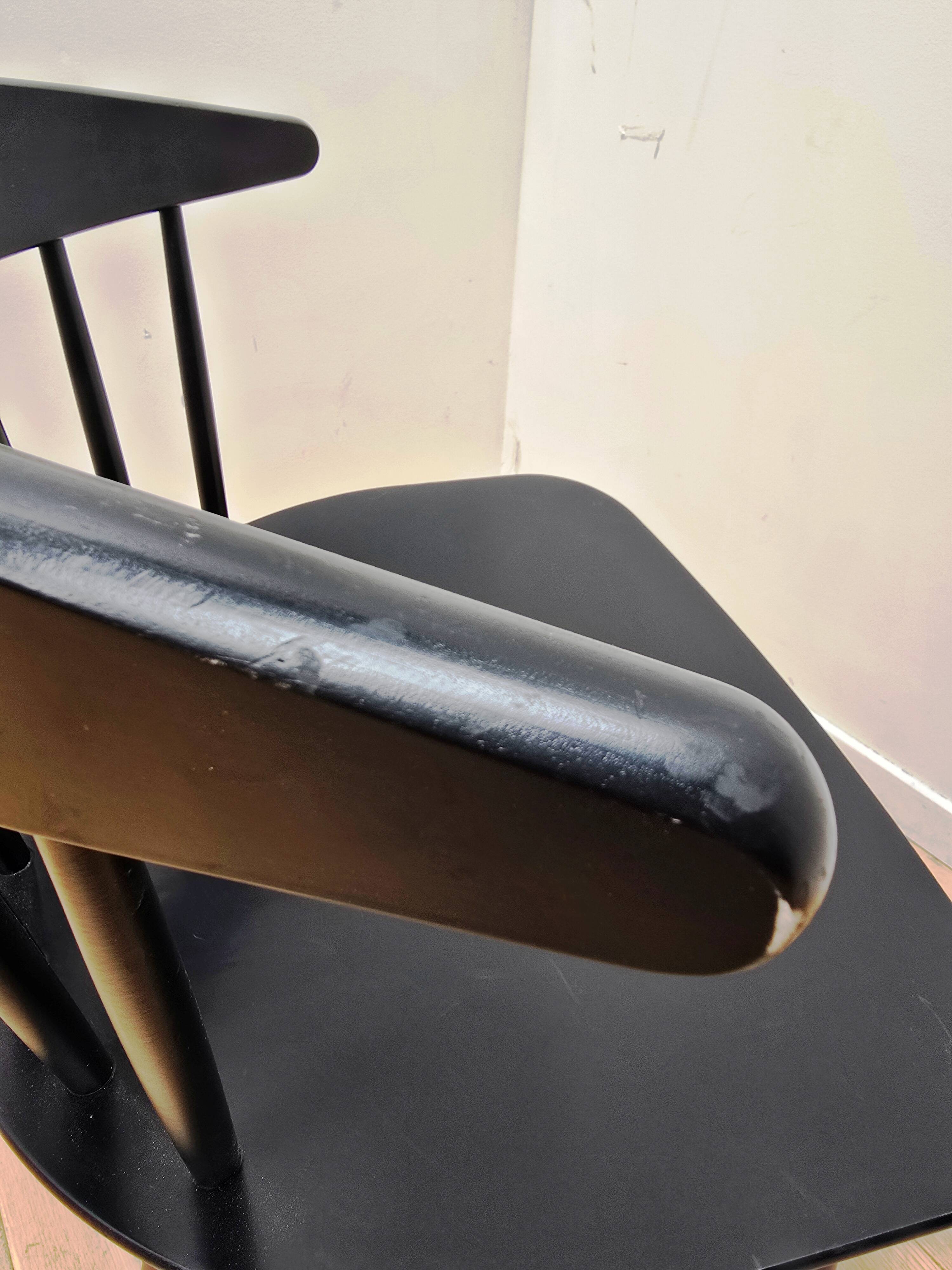 Set of 8 J104 chairs, Hay