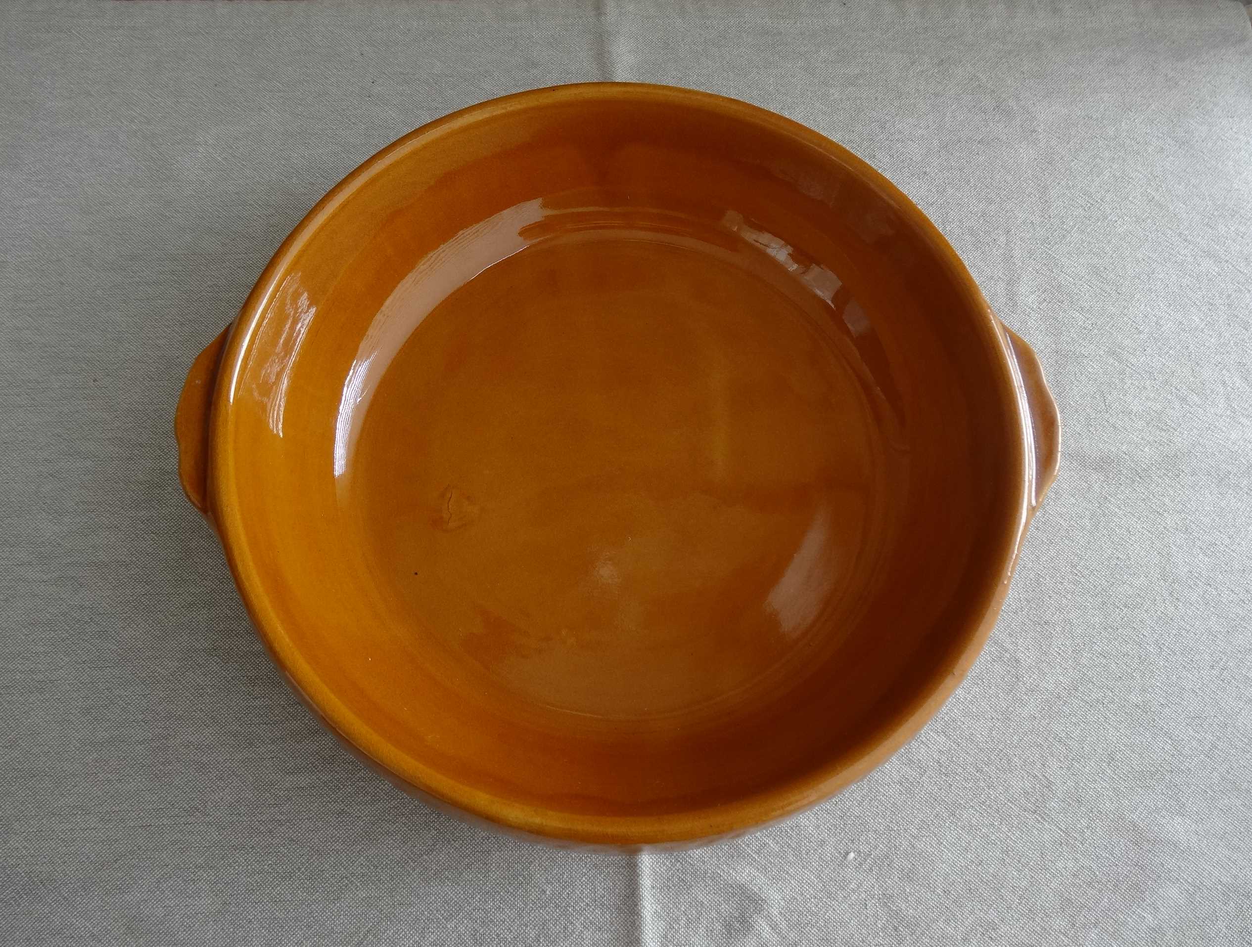 Digoin no. 10 round oven dish