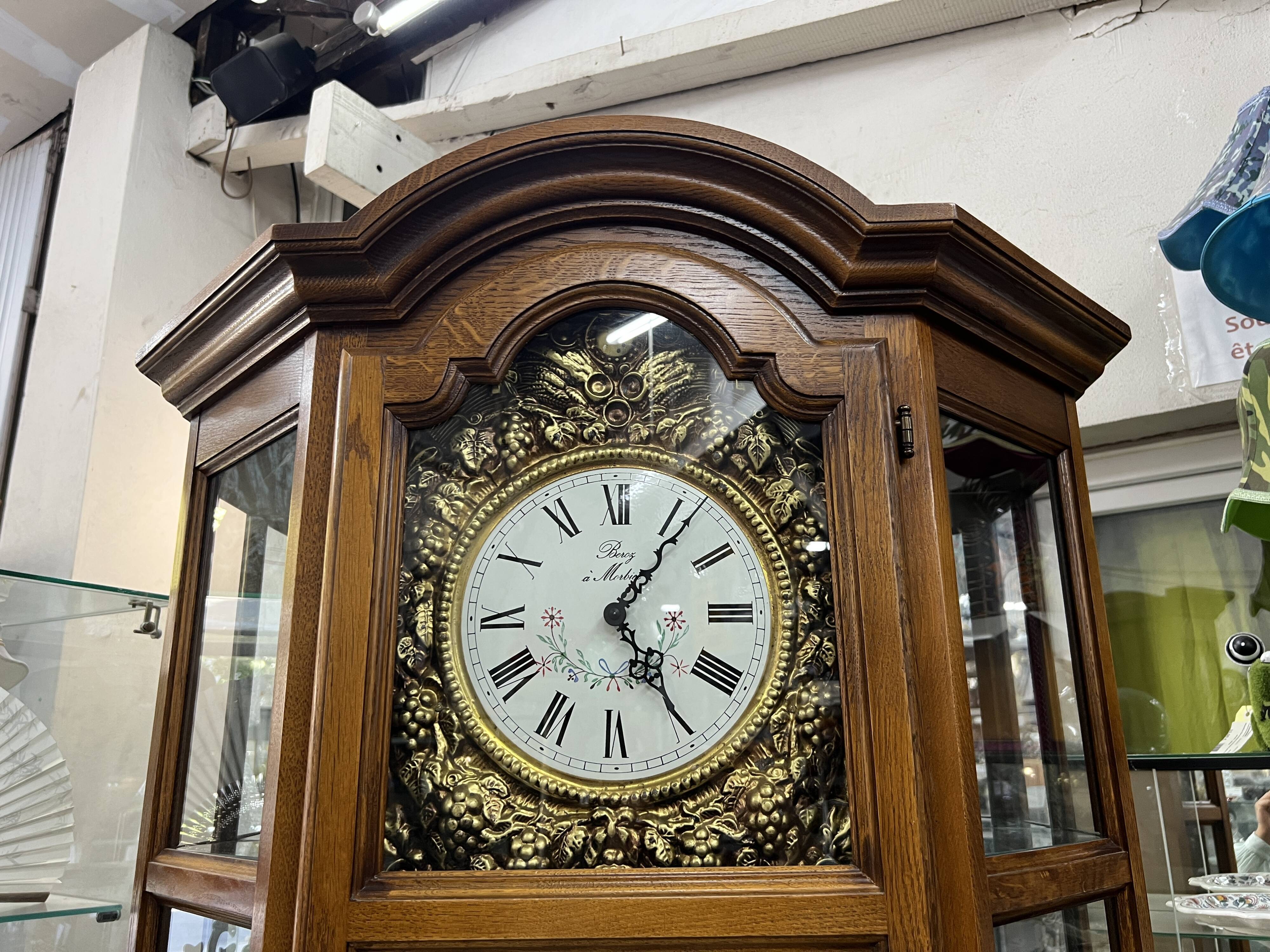Artisanal Comtoise oak clock