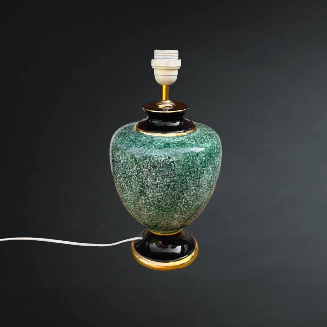 Pied de lampe en céramique verte mouchetée noire et dorée années 70 style Hollywood Regency