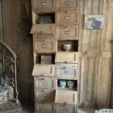 Ancien meuble de notaire à clapets en bois