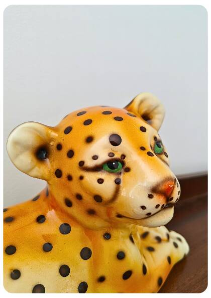 Jeune léopard en céramique italienne vintage – Années 1970