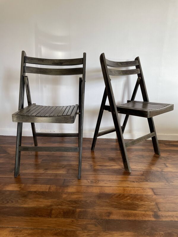 Lot de 2 chaises pliantes anciennes