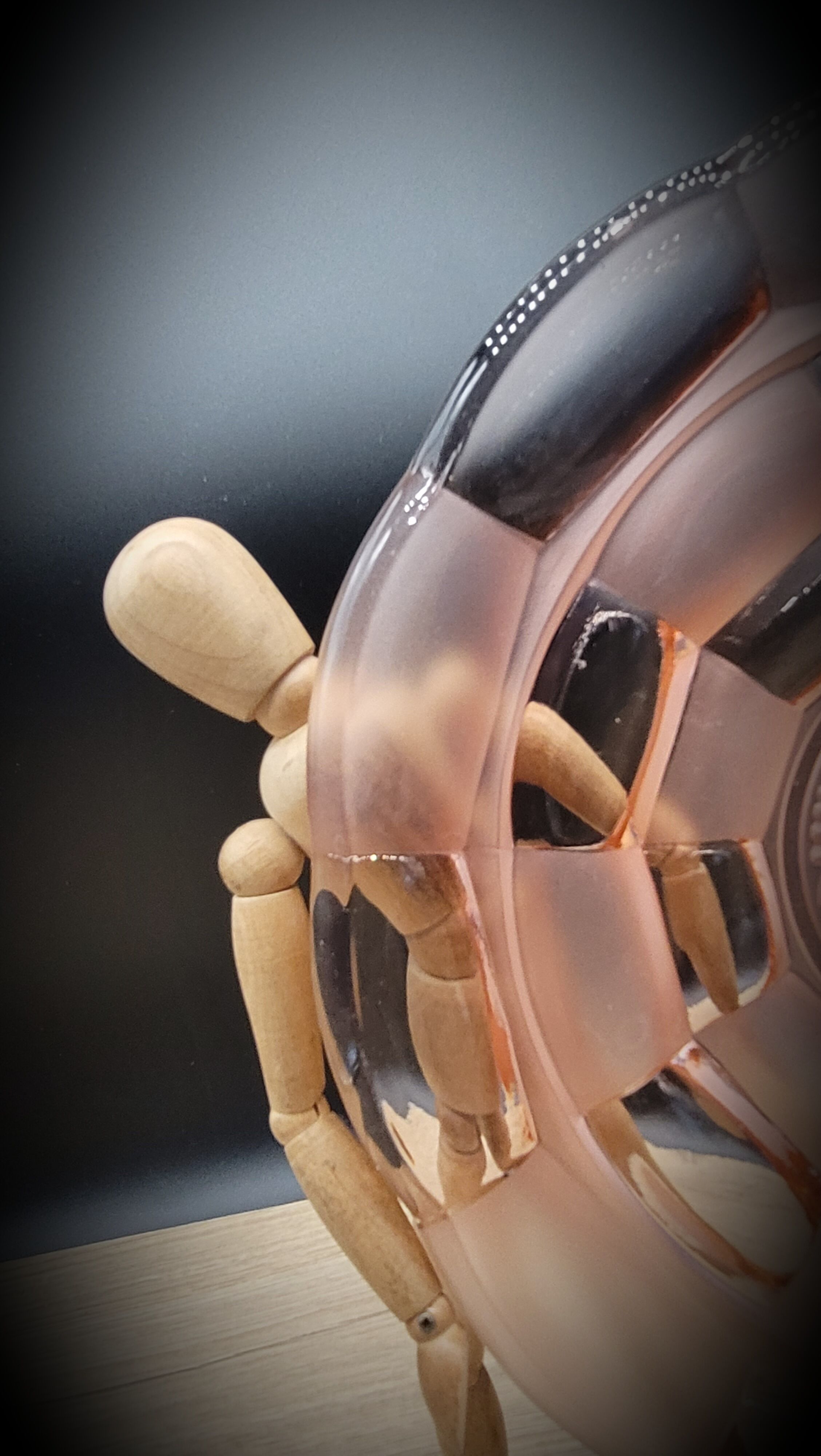 Pink glass dish 3 sunflowers