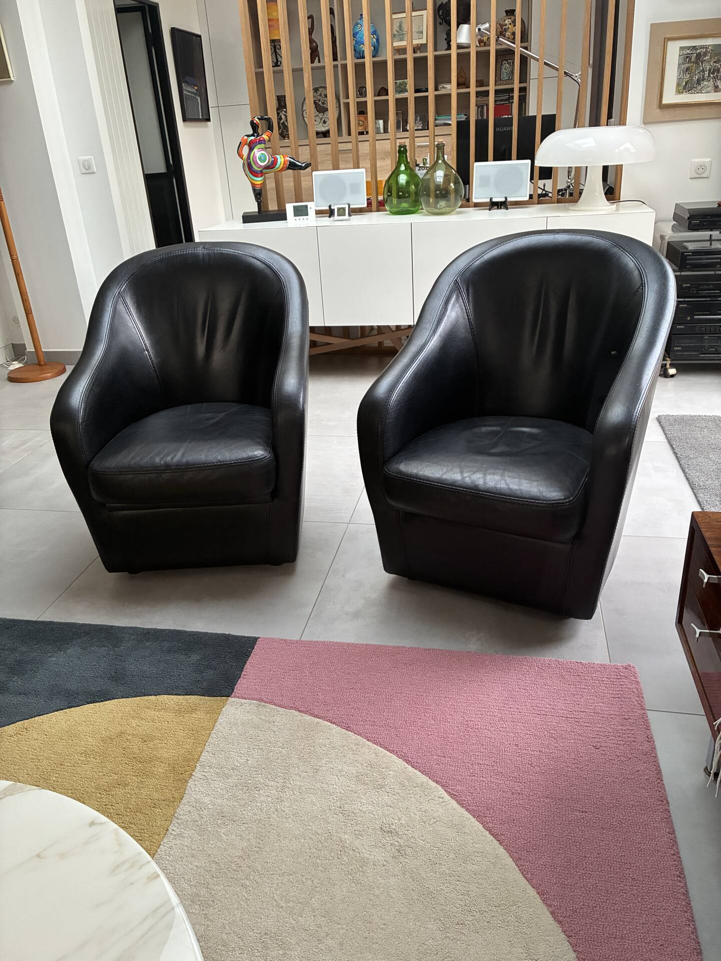 Paire fauteuil cabriolet cuir noir 1990