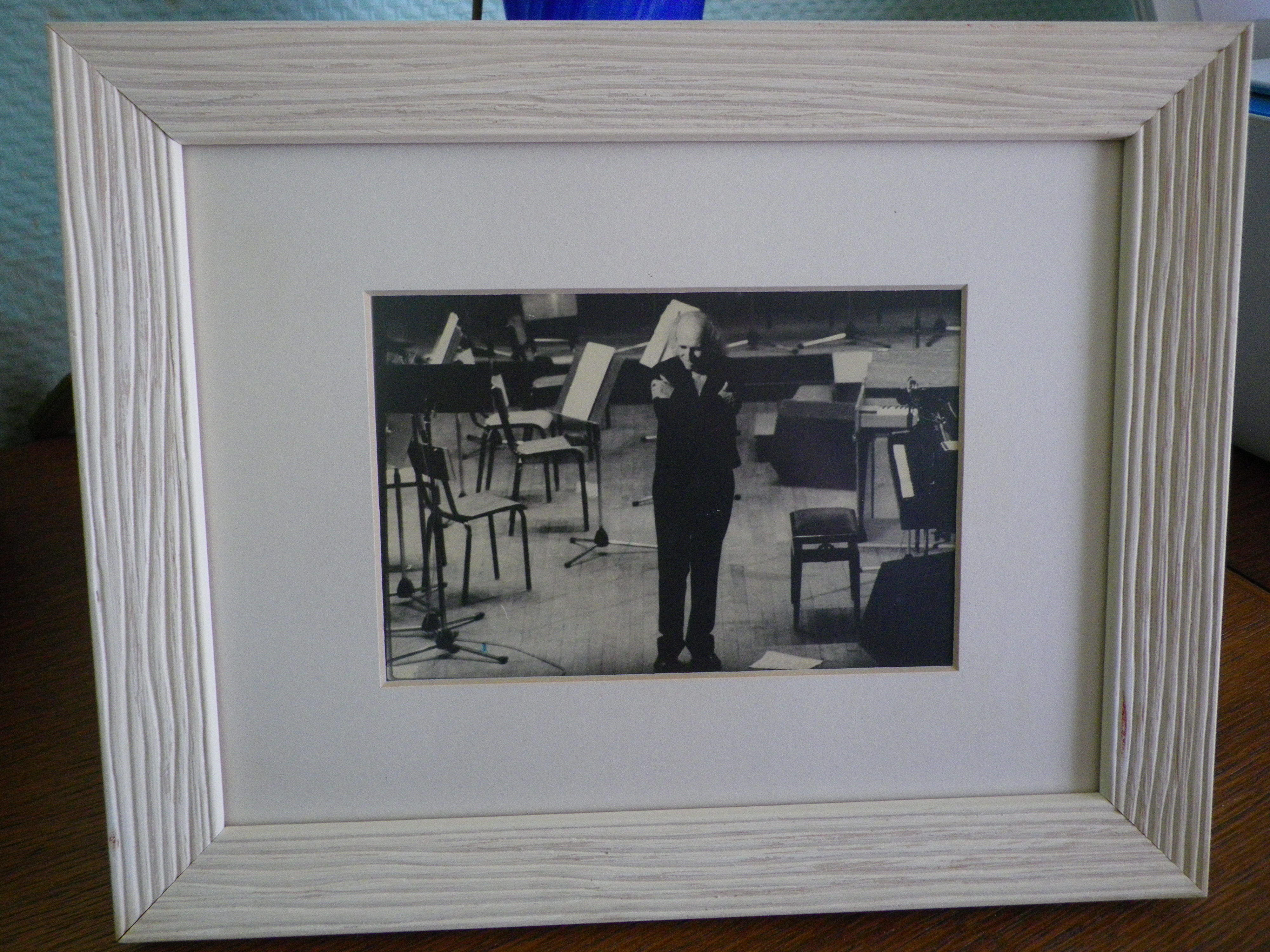 Photograph of Léo Férré