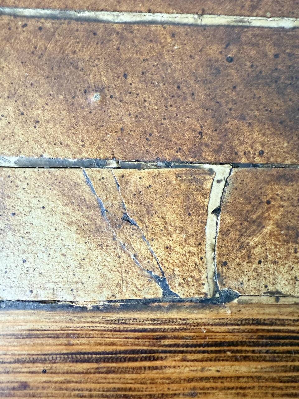 Dyem ceramic coffee table