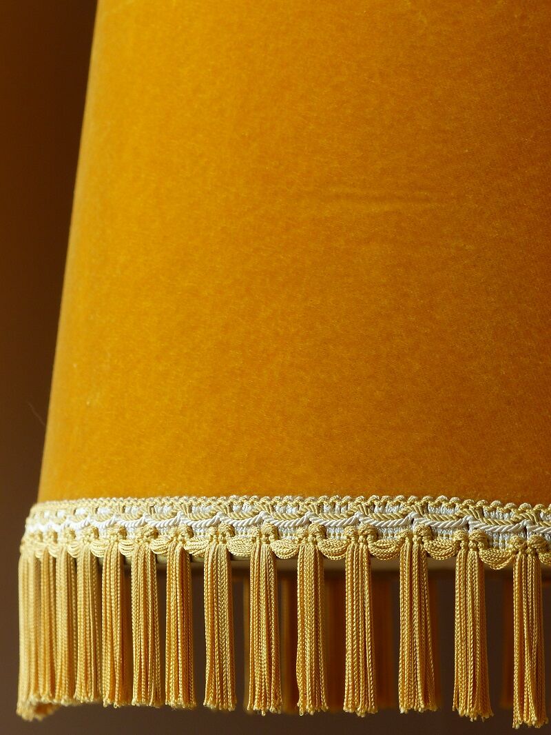 Lamppost in veined onyx and brass metal of the 1960s