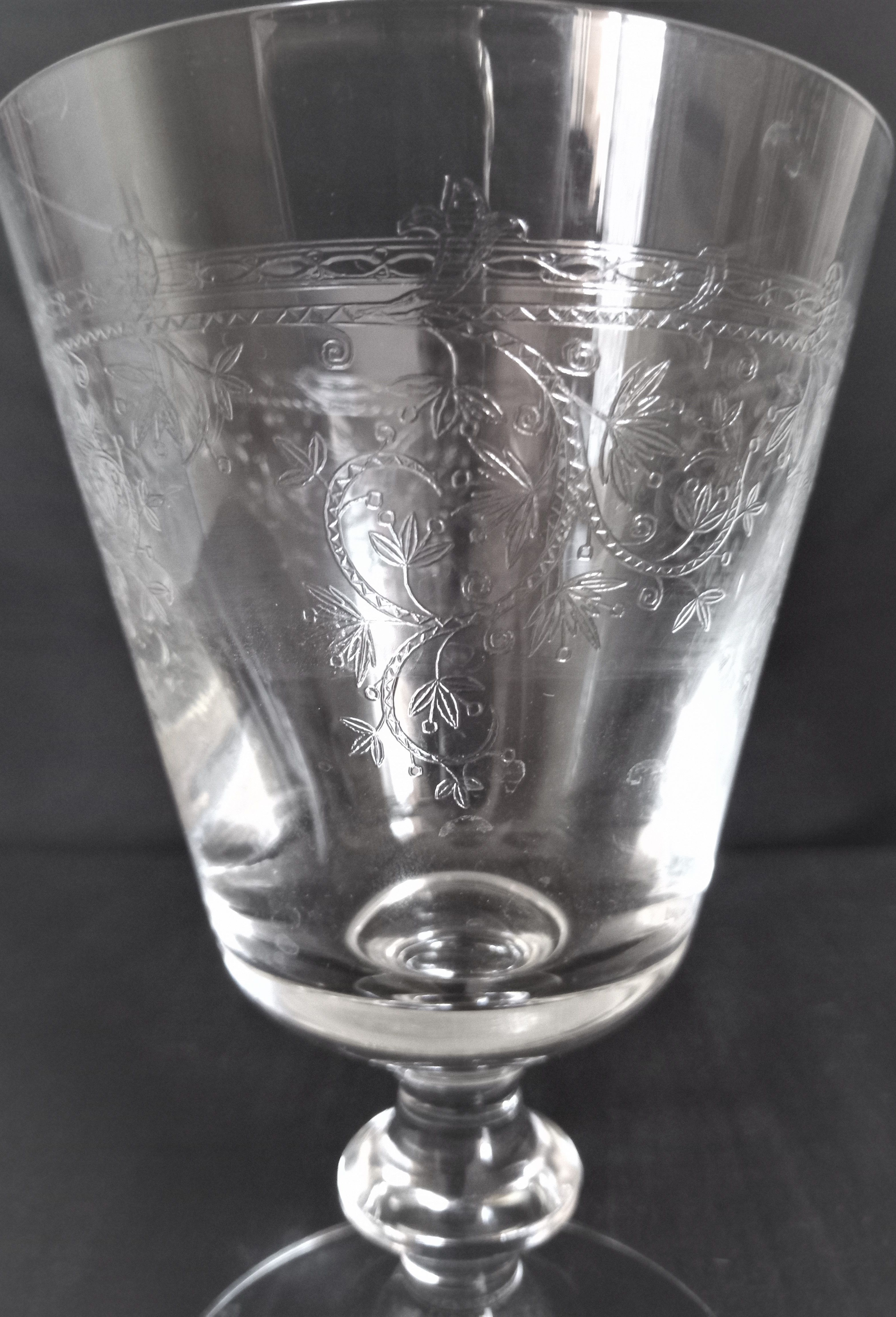 Laura Ashley Home - 6 red wine glasses in half crystal engraved
