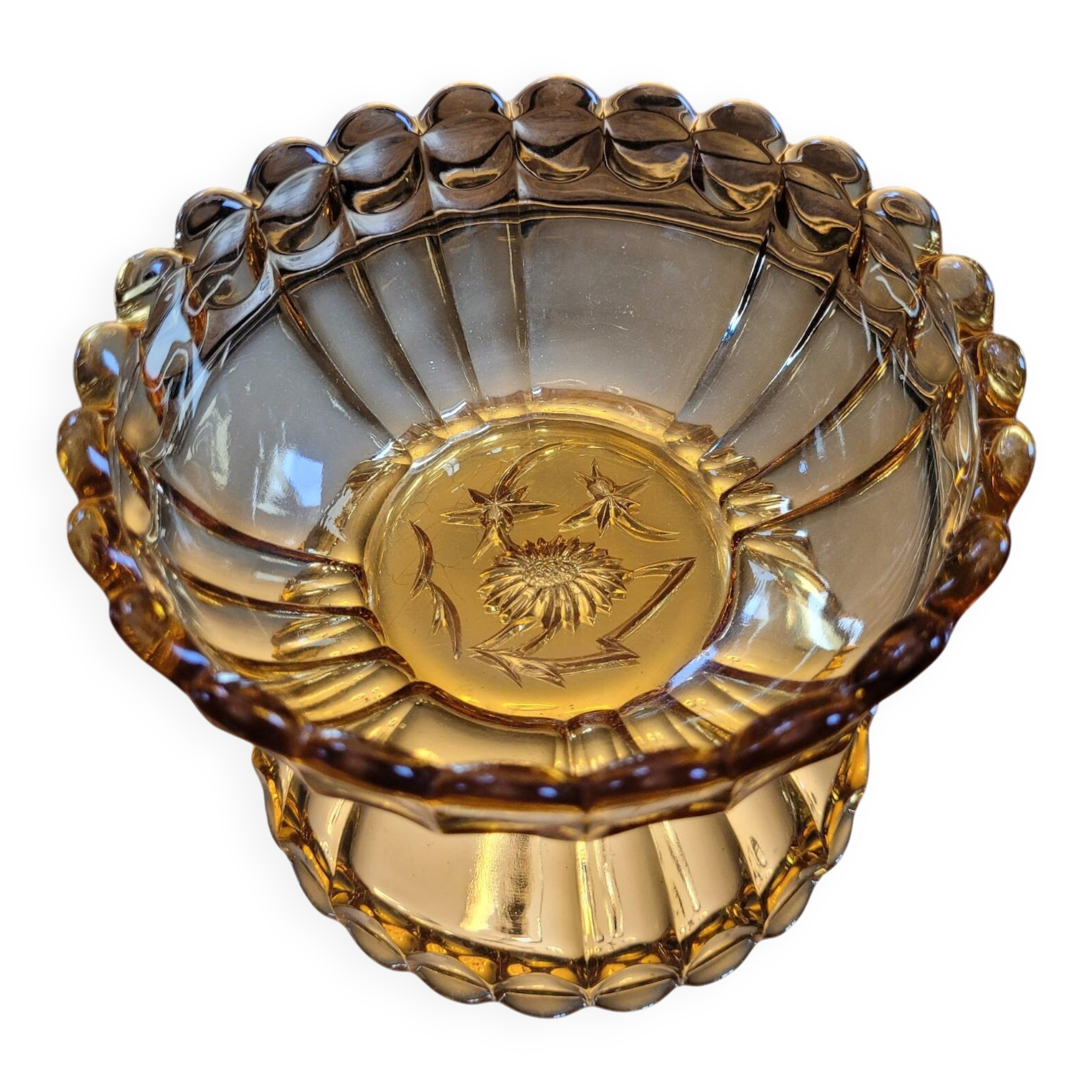 Amber glass catchall dish – 1940s–1950s