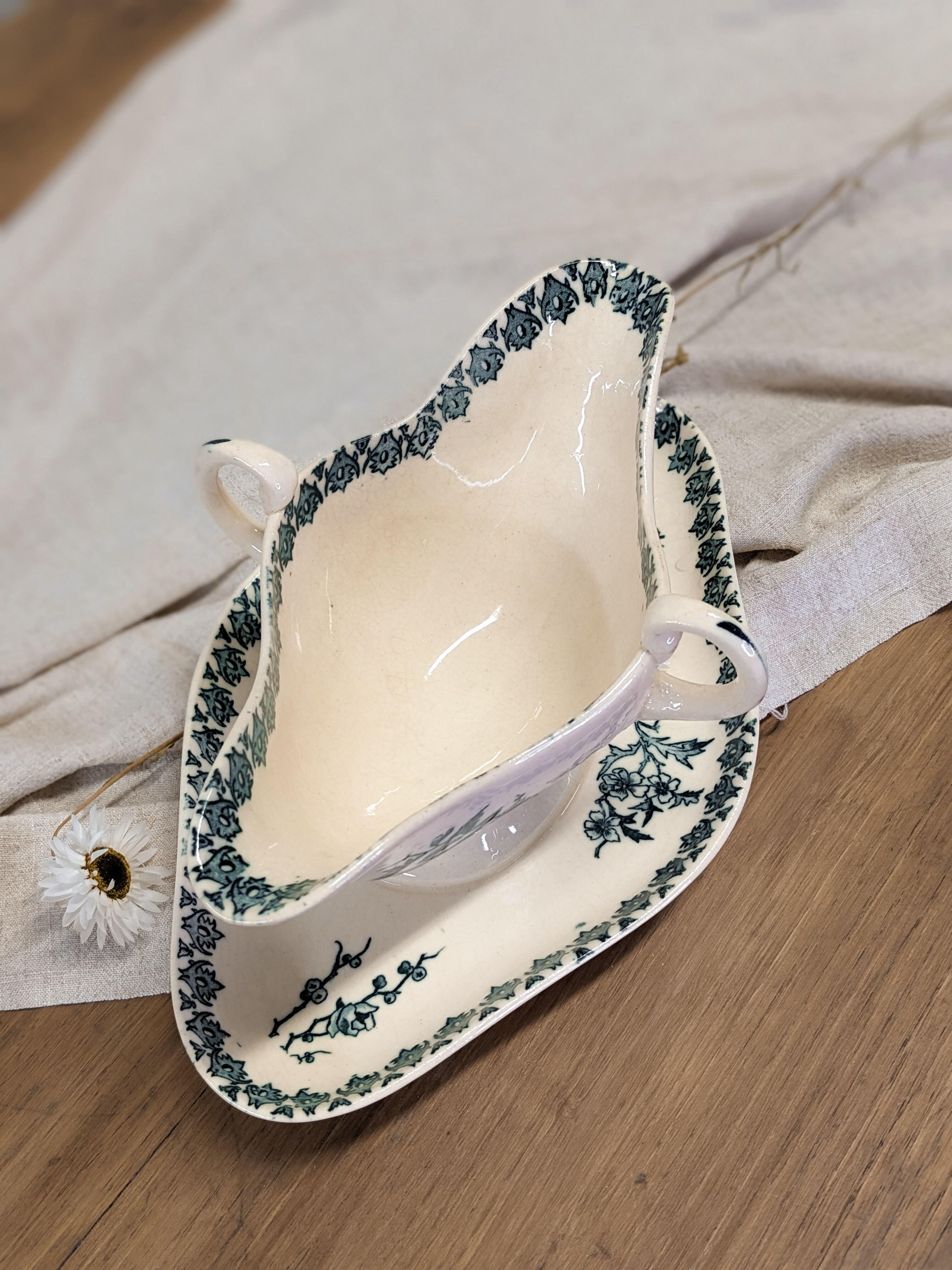 Sauce boat terre de fer