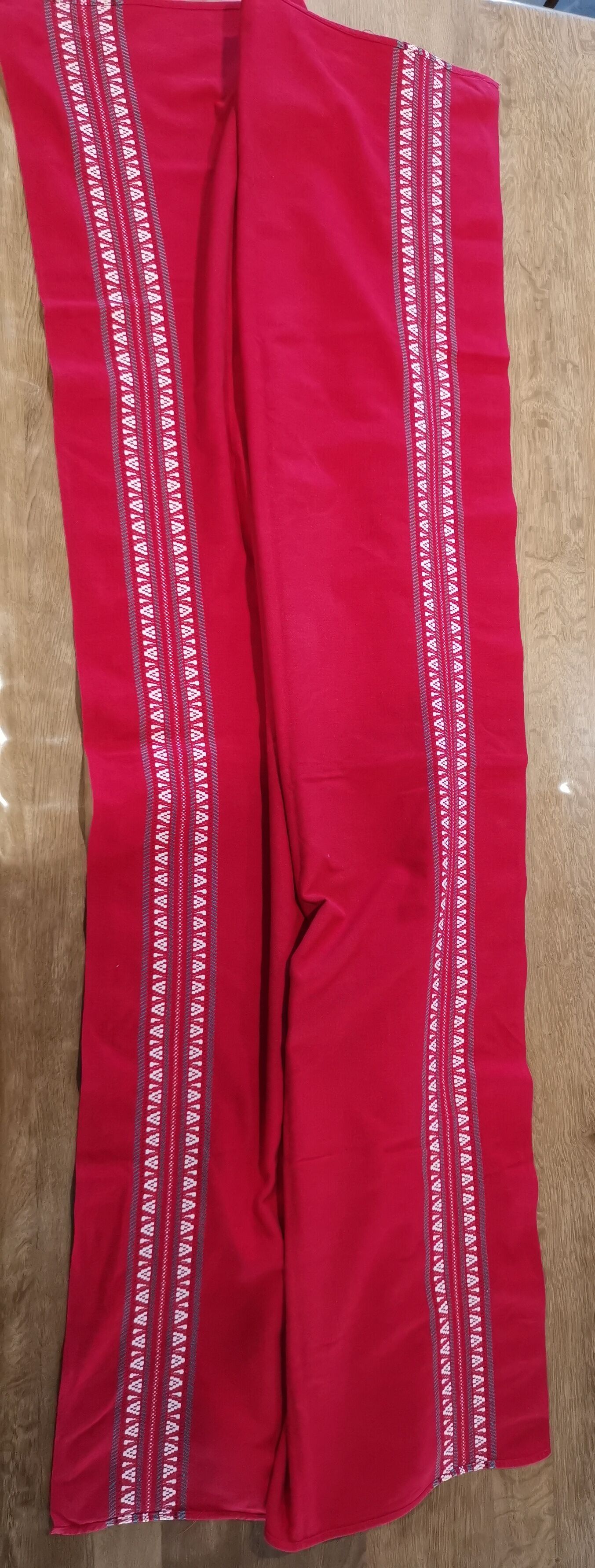 Old Basque red rectangular tablecloth