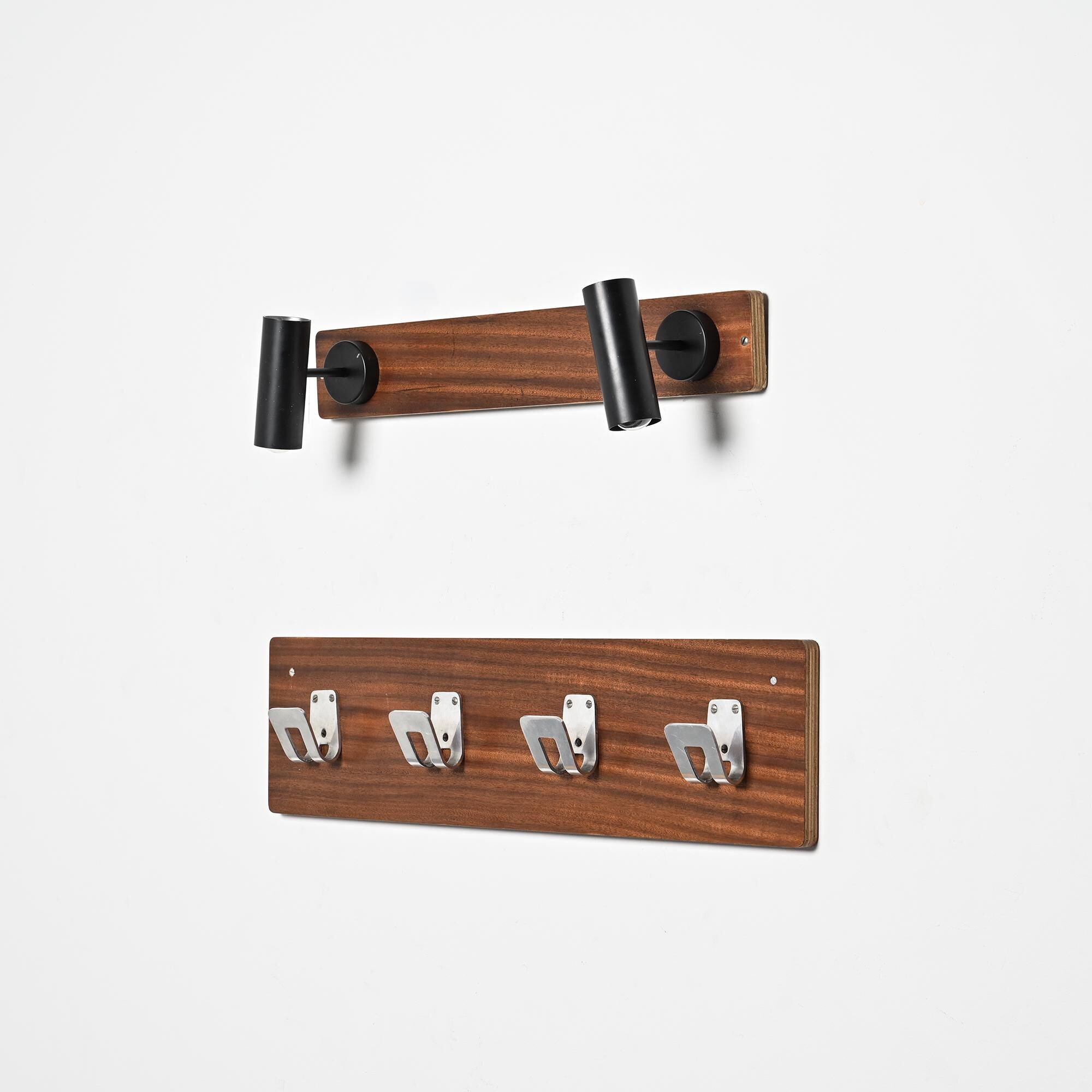 Wall coat rack and lights by Pierre Guariche for La Plagne, around 1968.