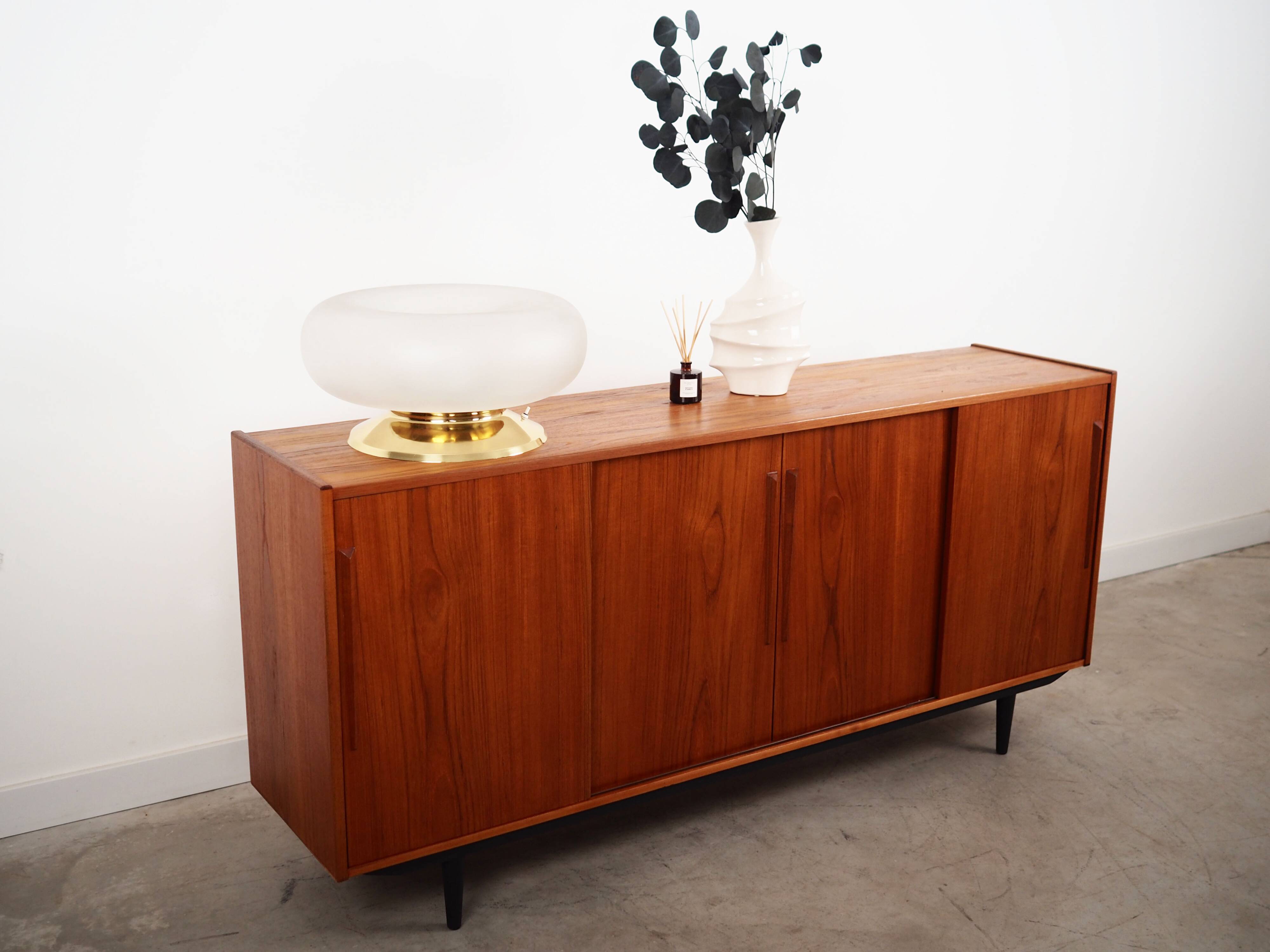 Desk lamp, Italian design, 1970s, production: Italy