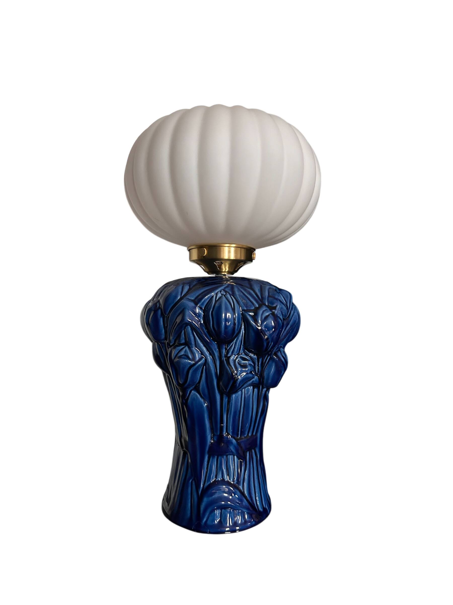 Vintage blue globe table lamp with white pleated globe