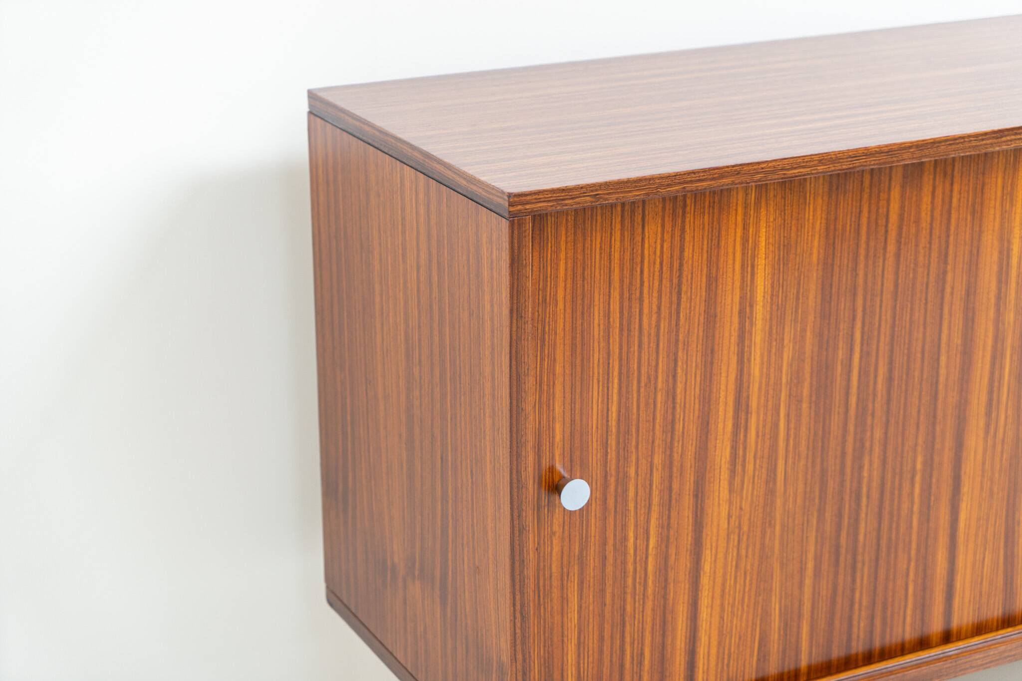 Buffet en palissandre par Alfred Hendrickx pour Belform