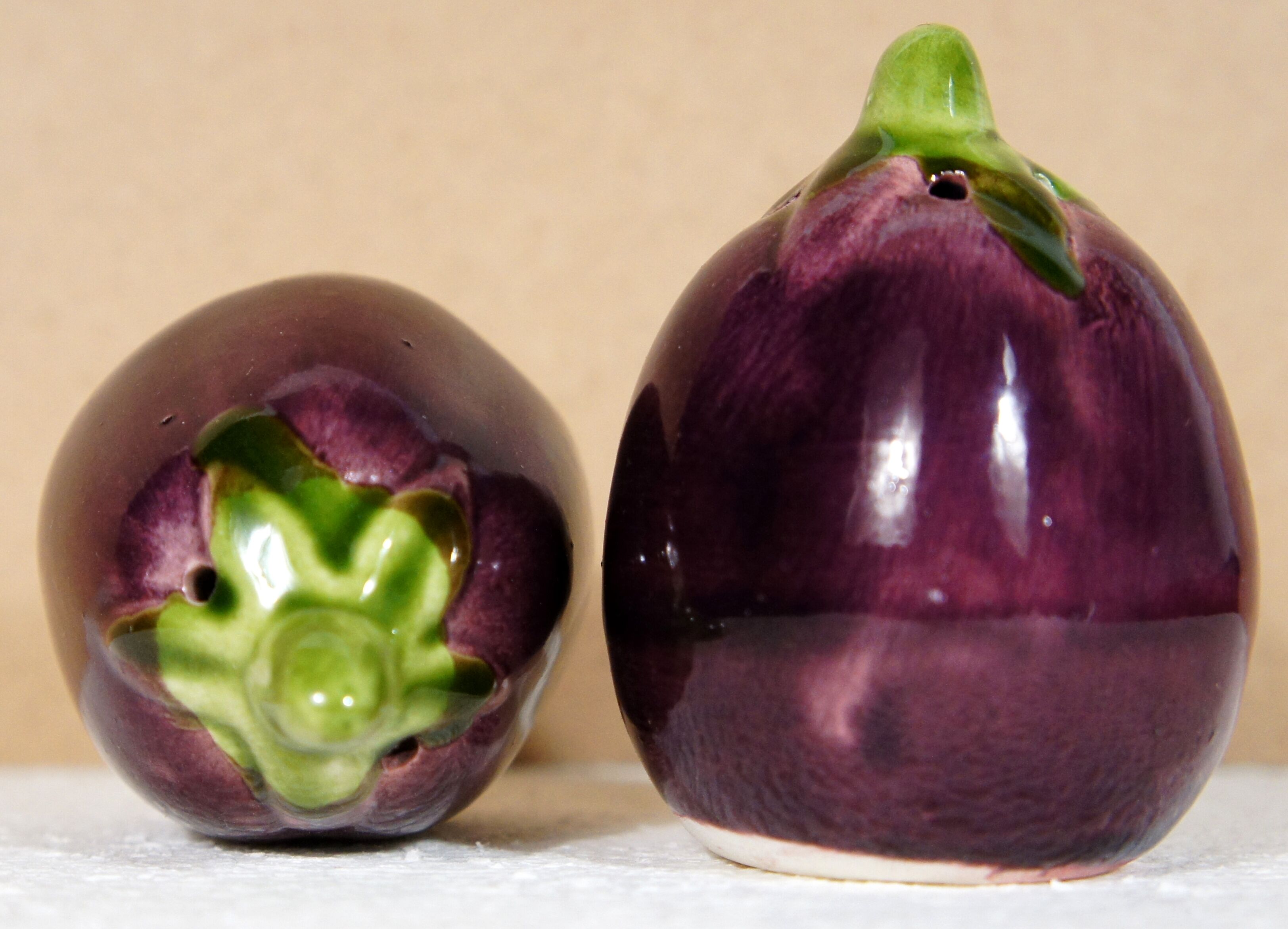 Pepper salt shaker slurry eggplant