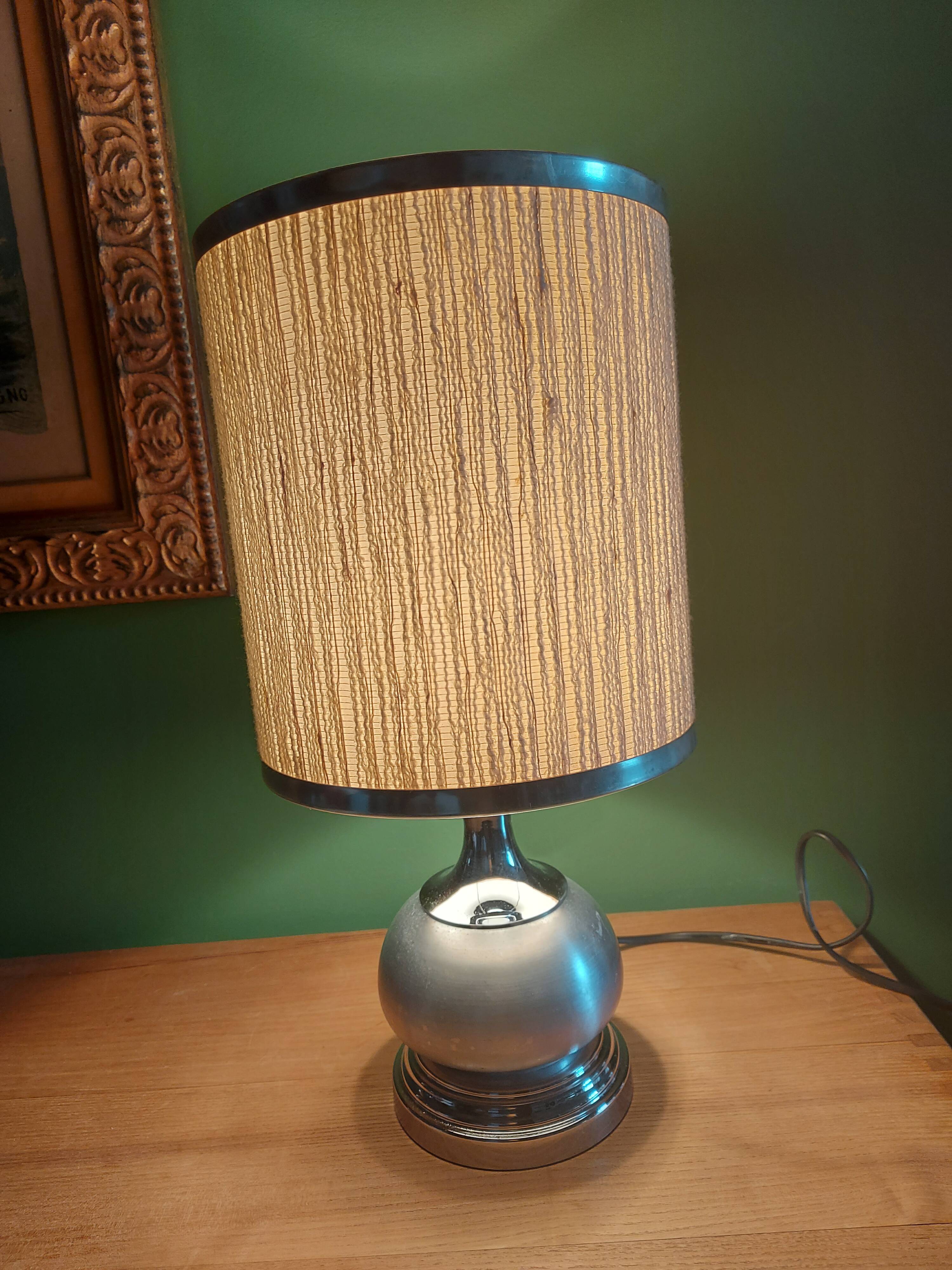Vintage 70's metal lamp
