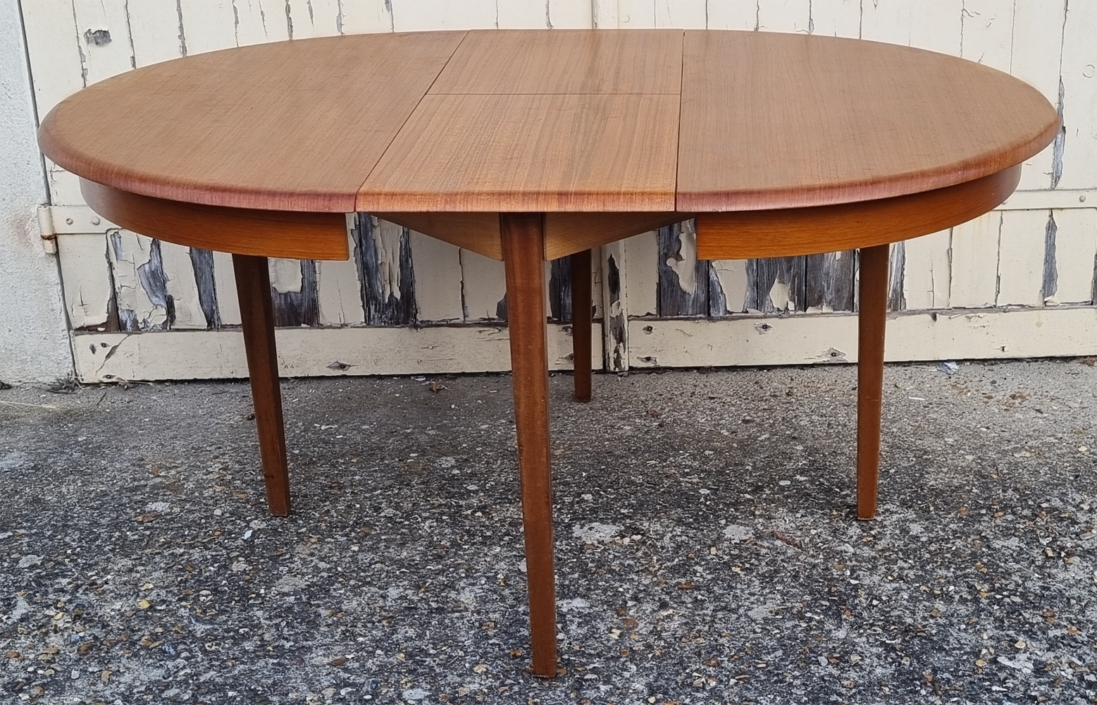 Extendable round dining table, solid wood, vintage, 60s