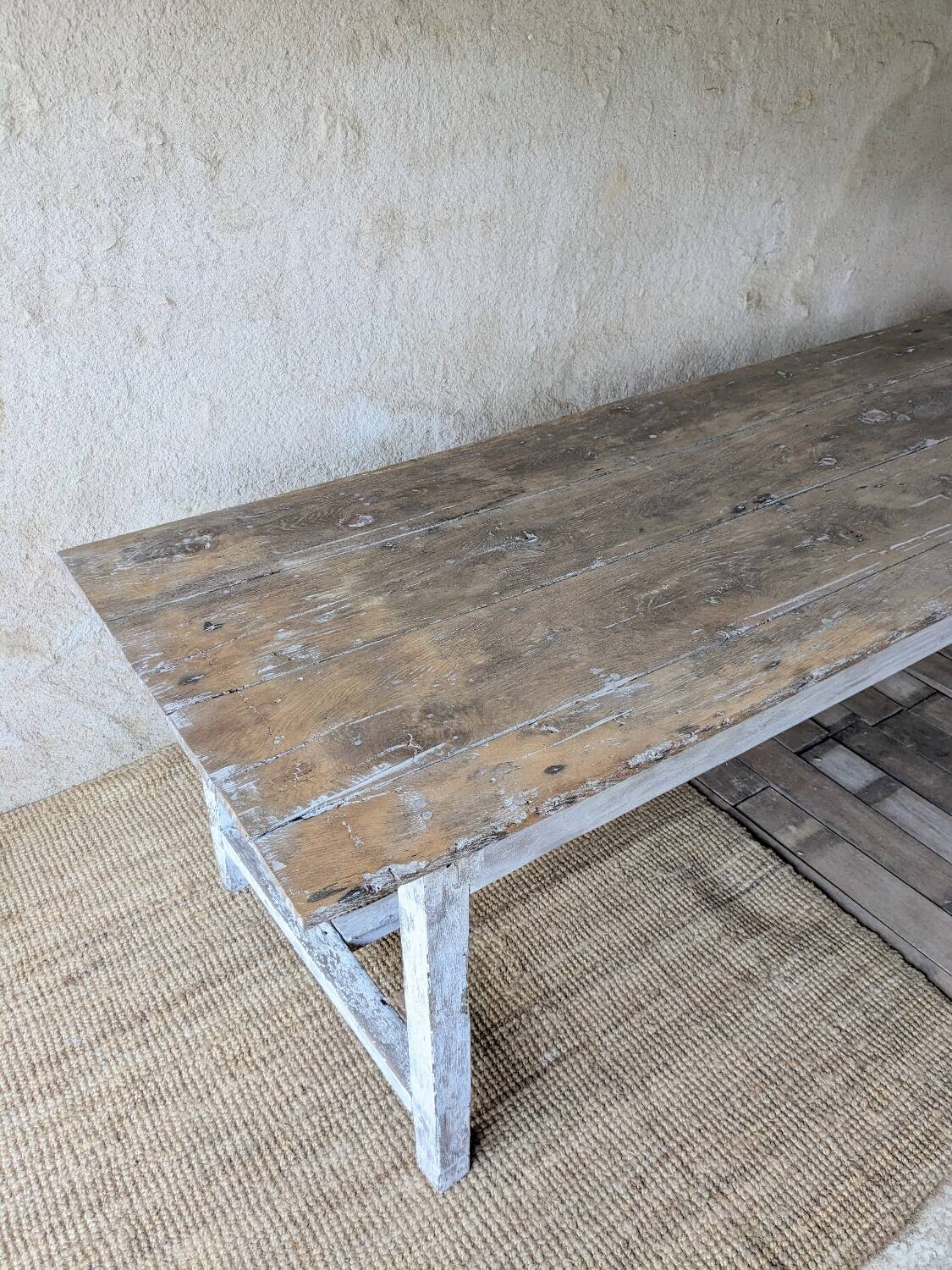 Large farm table for 10 people
