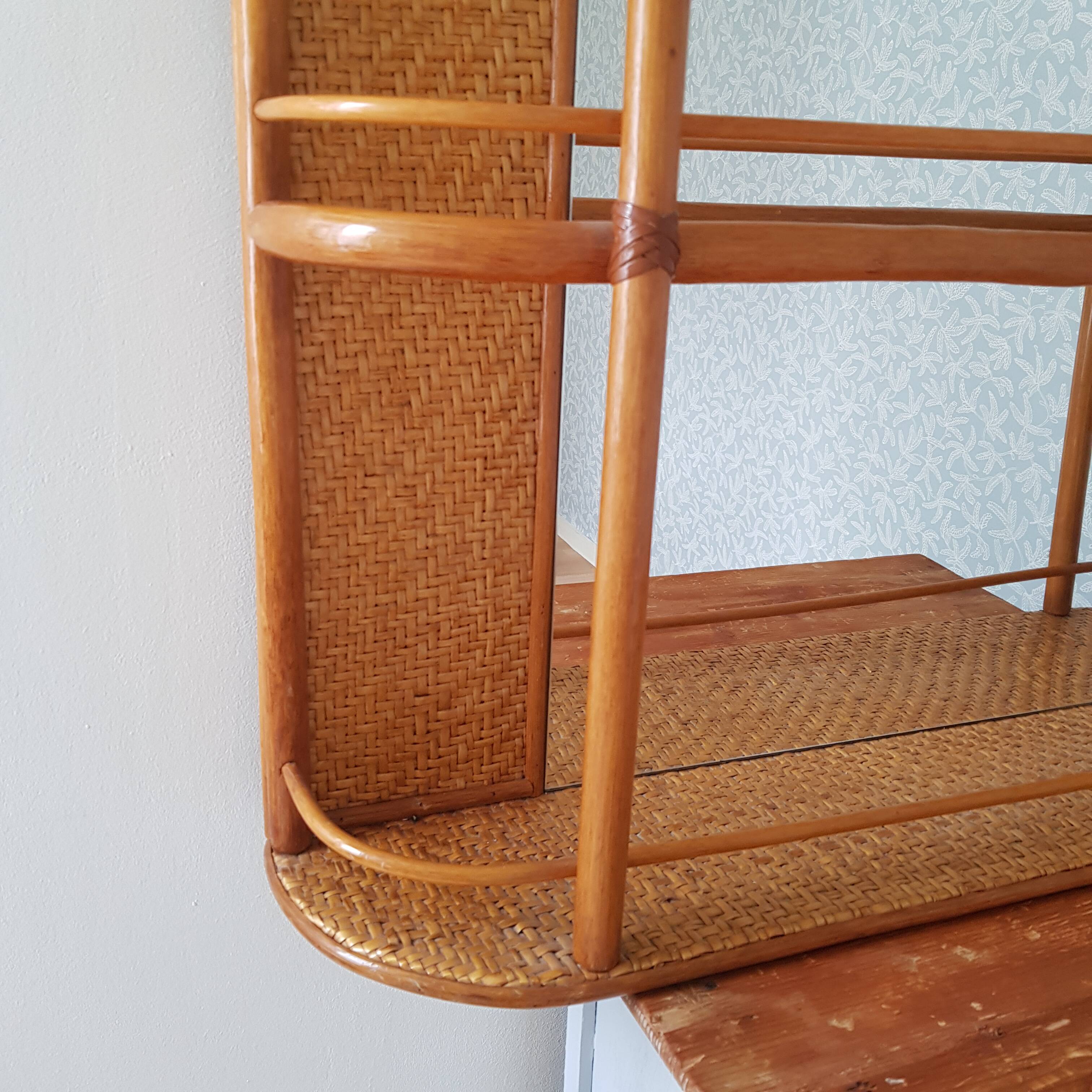Cloakroom entrance shelf with rattan mirror