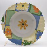 6 hollow plates "luminarc" with flower motifs.