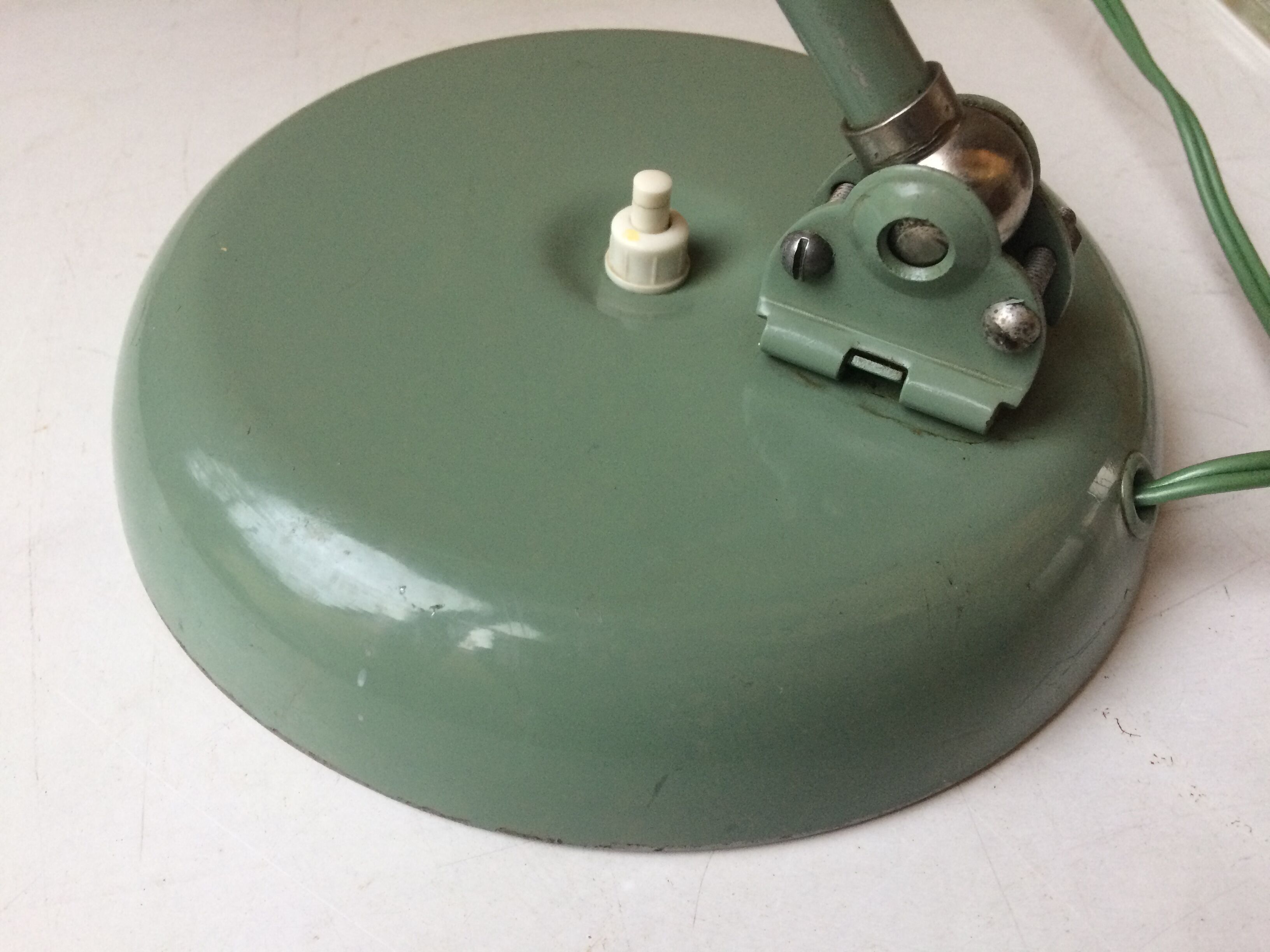 Lampe de bureau atelier industriel manufrance vintage vert