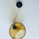 Amber glass ball suspension