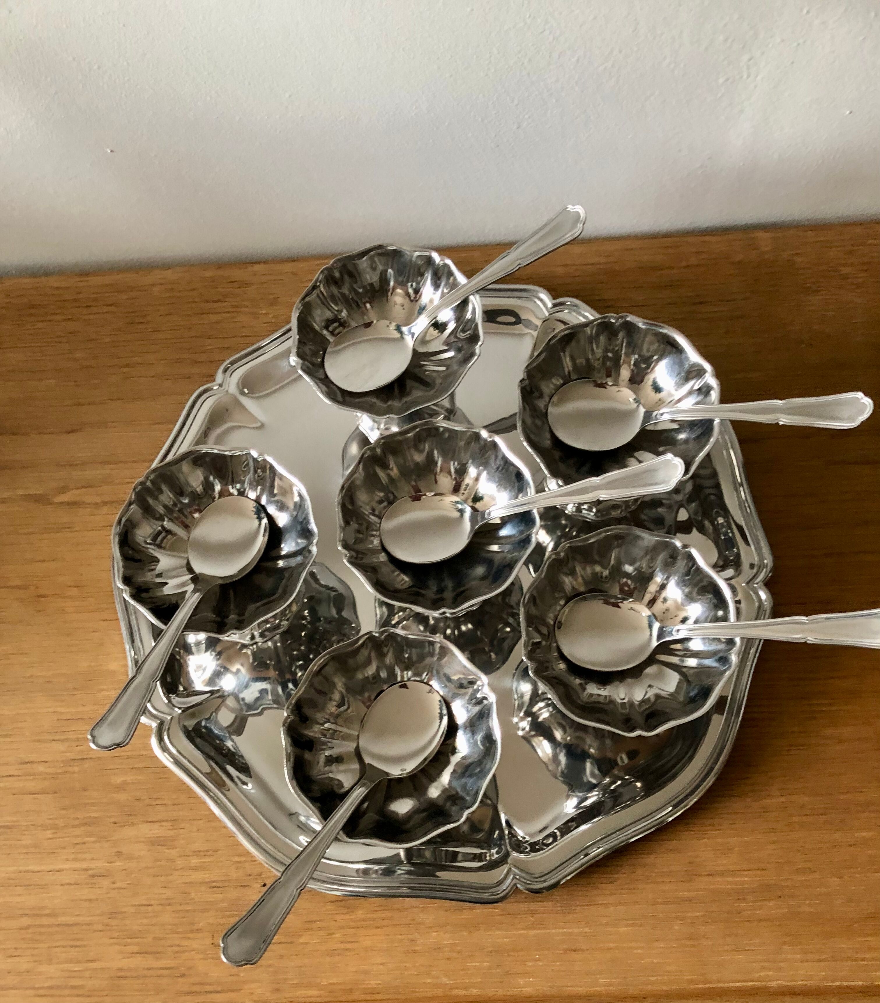 Ice cup box spoons and tray