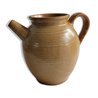 Sandstone pitcher