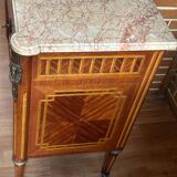 Louis XVI style chest of drawers, spinning top legs - transition style marquetry