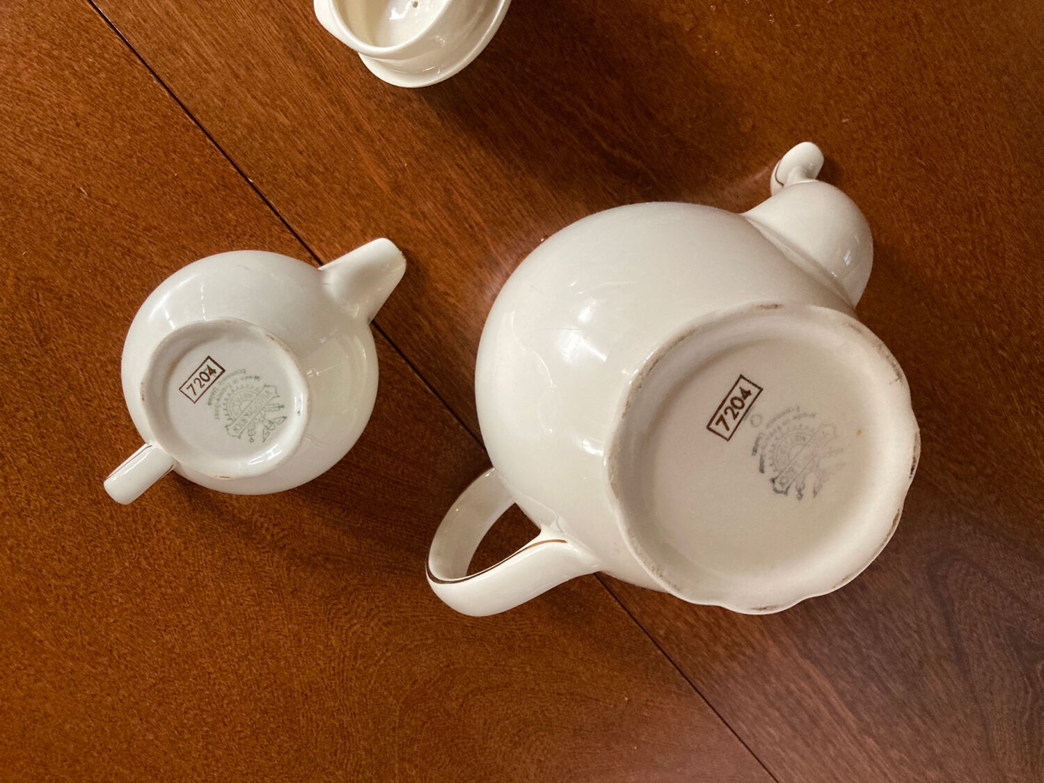 2 Villeroy and Boch 7204 coffee service elements