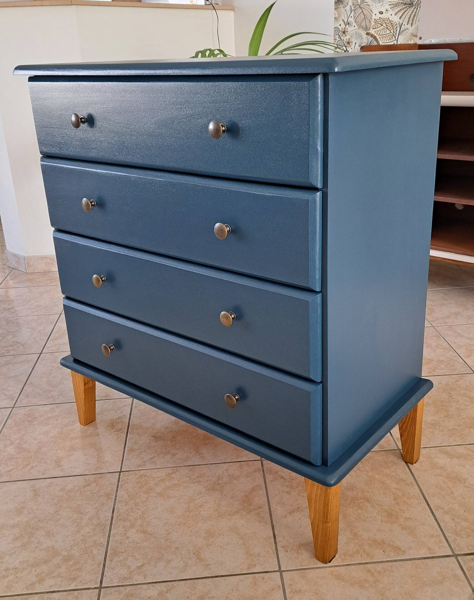 Commode Red Sødgren blue ganne