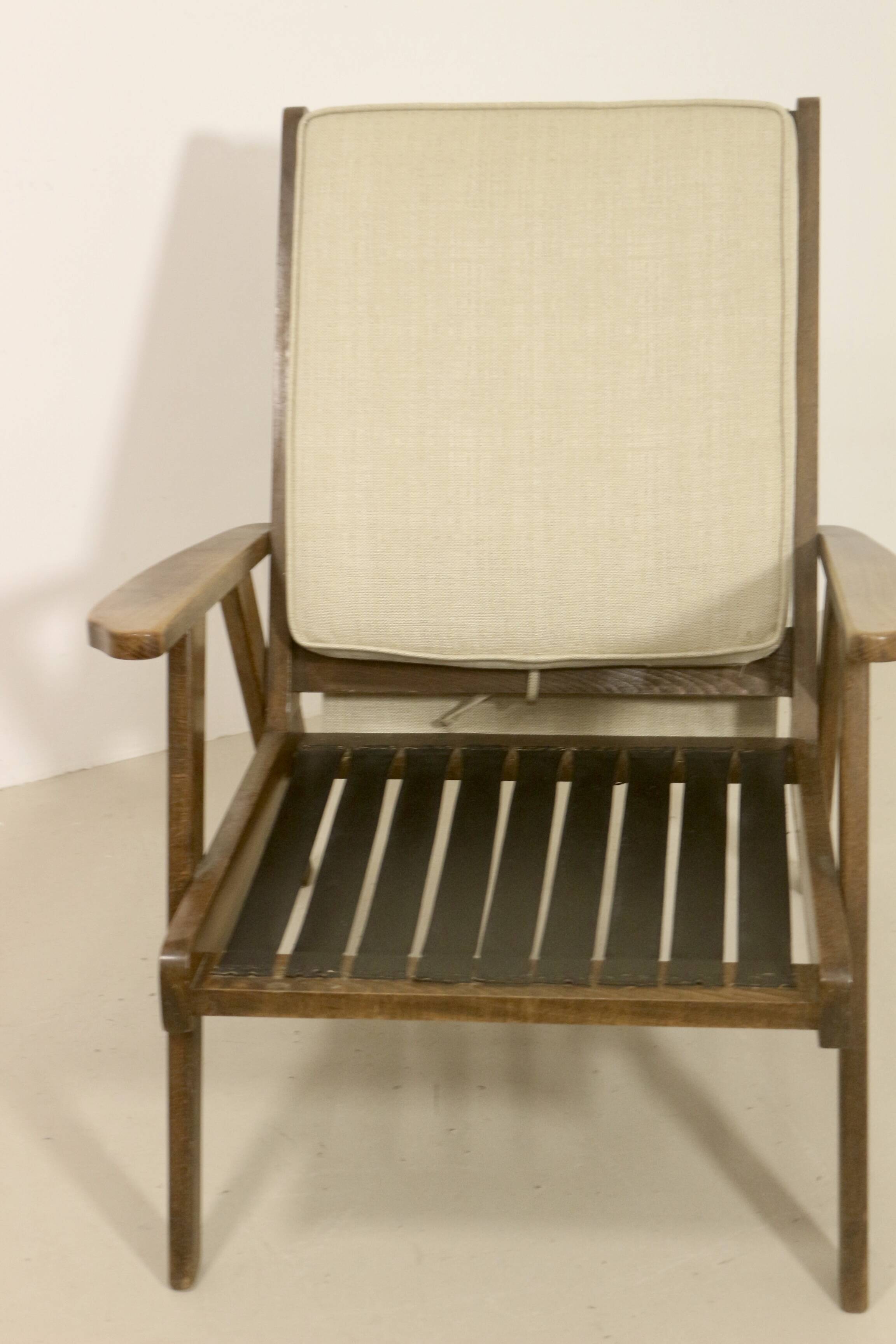 Fauteuil période reconstruction 1950