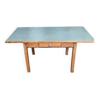table bleue