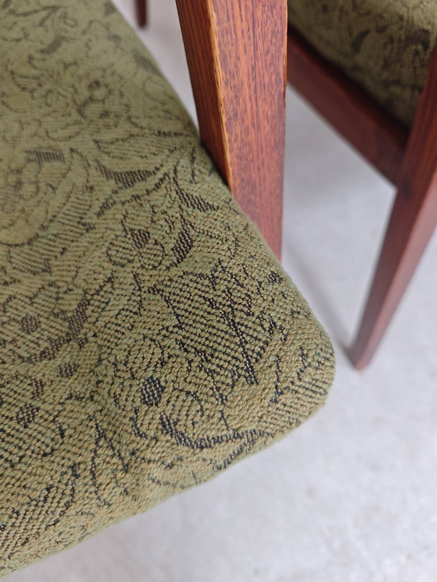 Pair of wooden armchairs Uluv green fabric 1960