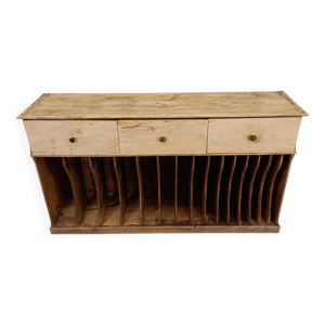 meuble de rangement à