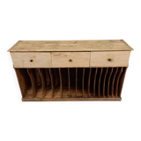 Storage unit with drawers
