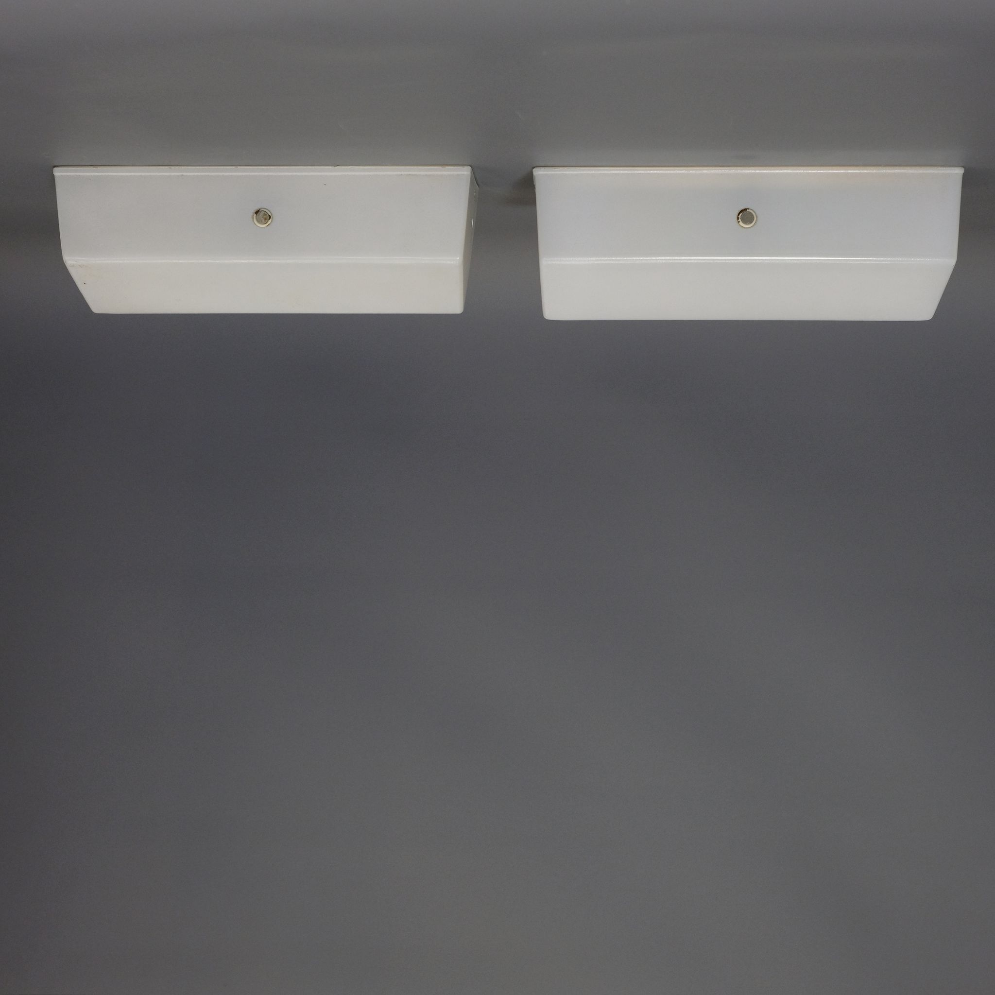 Pair of glass wall light of the years 50 Holophane