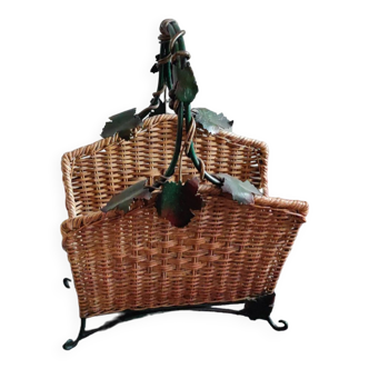 Newspaper holder, magazine holder in wicker and worked metal representing the vine