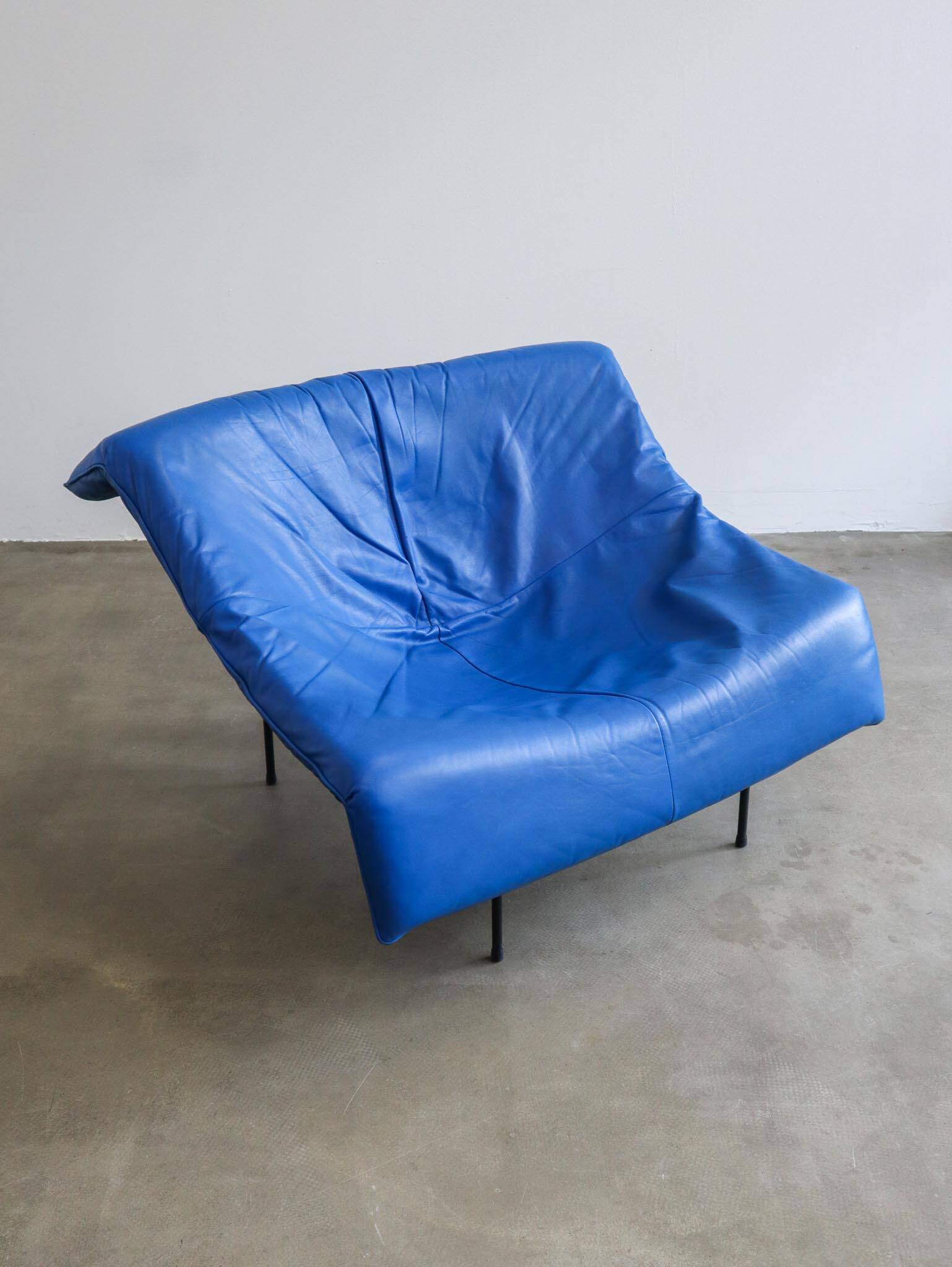 Fauteuil papillon en cuir noir