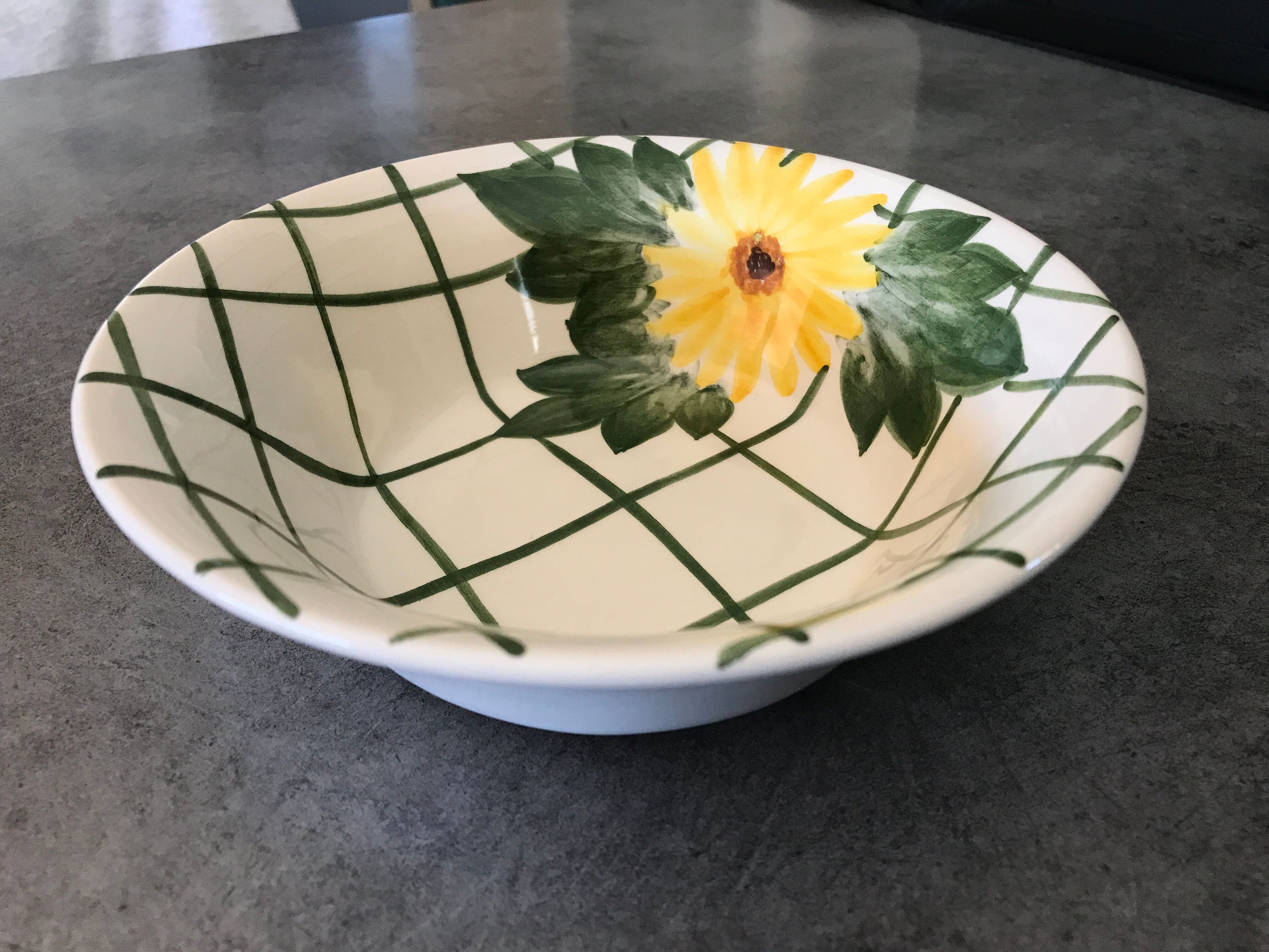 Cup vintage in ceramic enamelled signed fleur peinture decoration