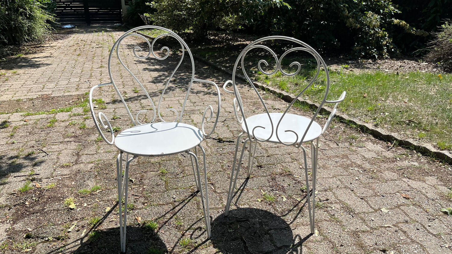 Paire de fauteuils de jardin métal vintage